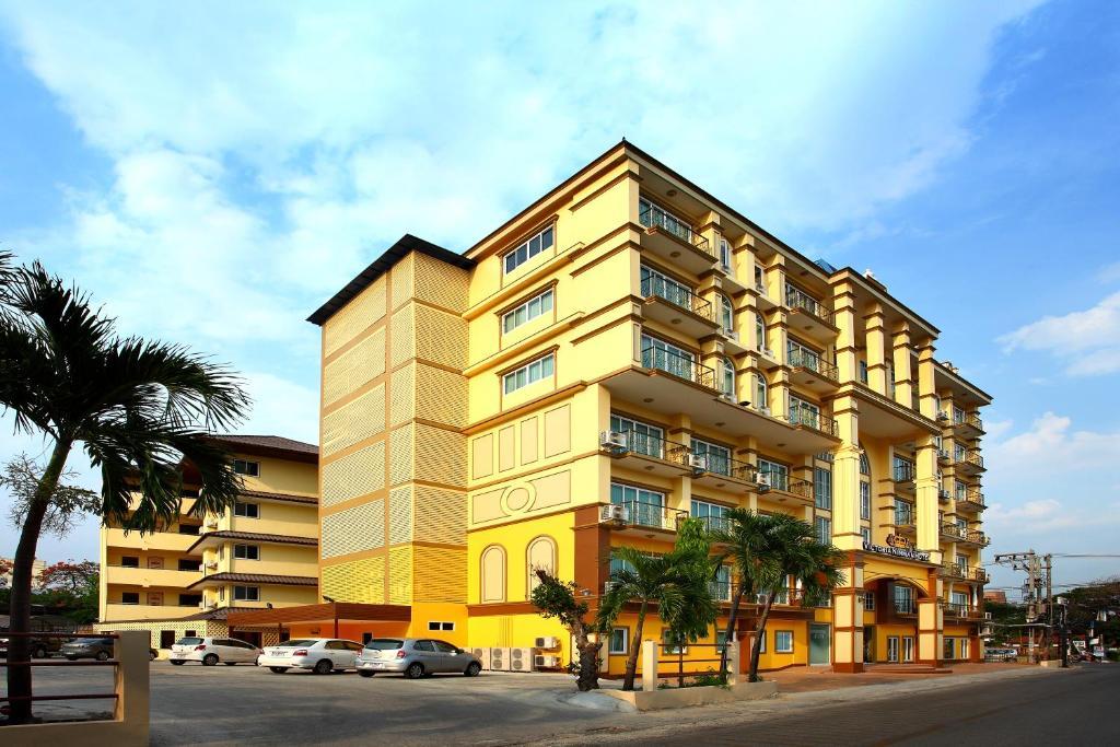 Victoria Nimman Hotel Чиангмай Экстерьер фото